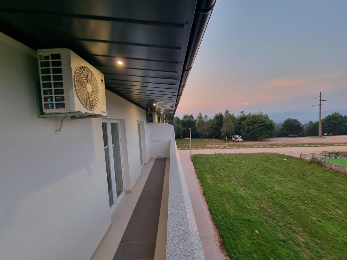 Villa Park Ravne فيسوكو المظهر الخارجي الصورة