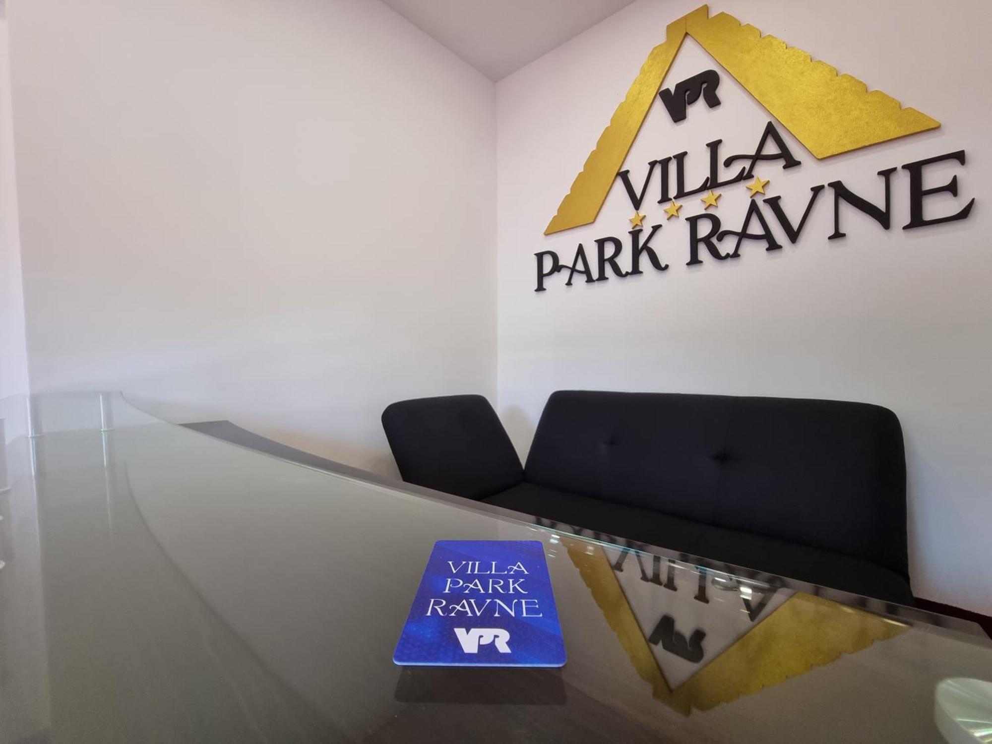 Villa Park Ravne فيسوكو المظهر الخارجي الصورة
